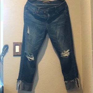 Ladies mid rise skinny jean